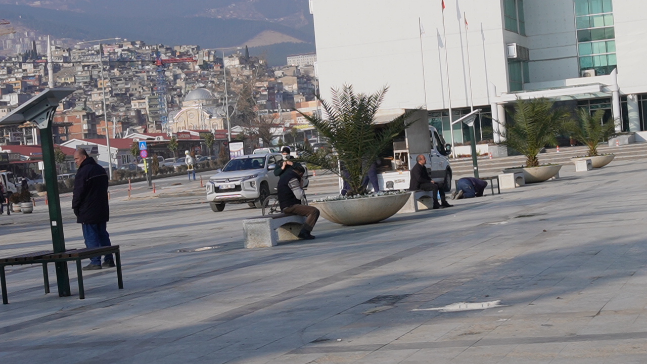 Kahramanmaraş'ta Milli İrade Meydanı Yeniden Yeşillendirildi (2)