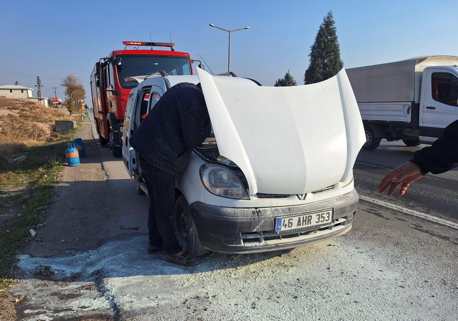 Kahramanmaraş’ta Üç Farklı Noktada Yangın Çıktı (3)