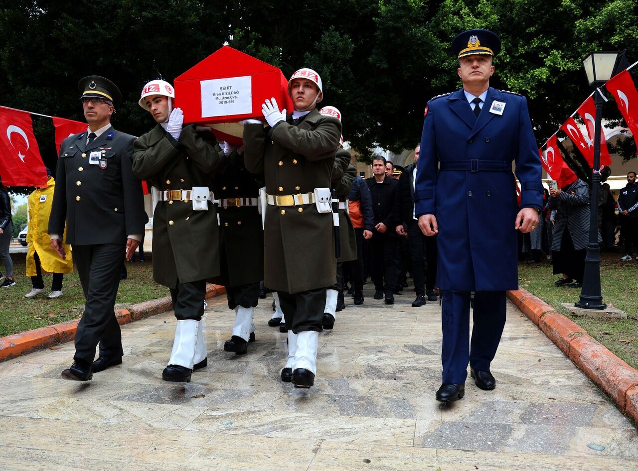 Şehit Eşinin Yürekleri Dağlayan Ağıtı (5)