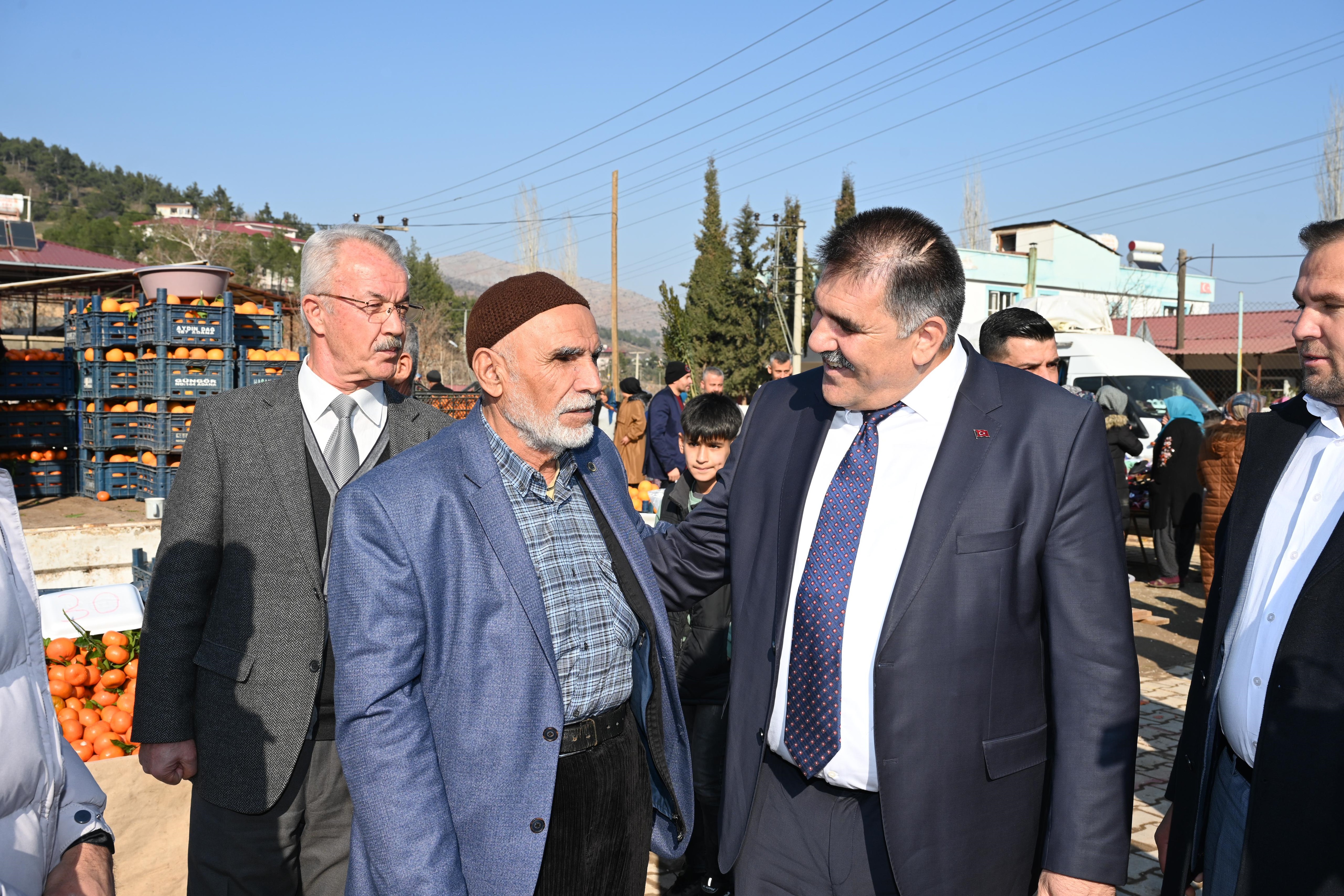 Başkan Mehmet Karaca Yeşilyöre’ye Semt Pazarı Kazandırdı (11)