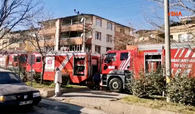 Kahramanmaraş'ta Market Yangını Kontrol Altına Alındı (1)