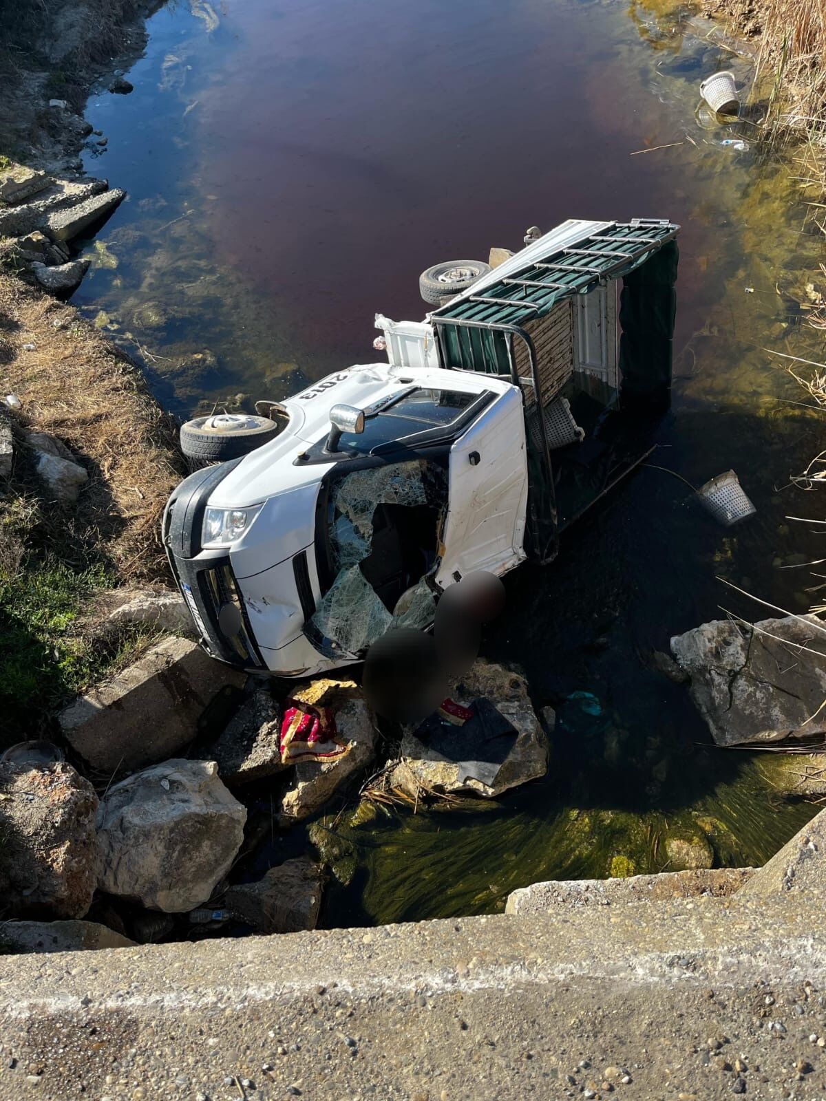 Feci Trafik Kazası 1 Ölü, 2 Yaralı (1)