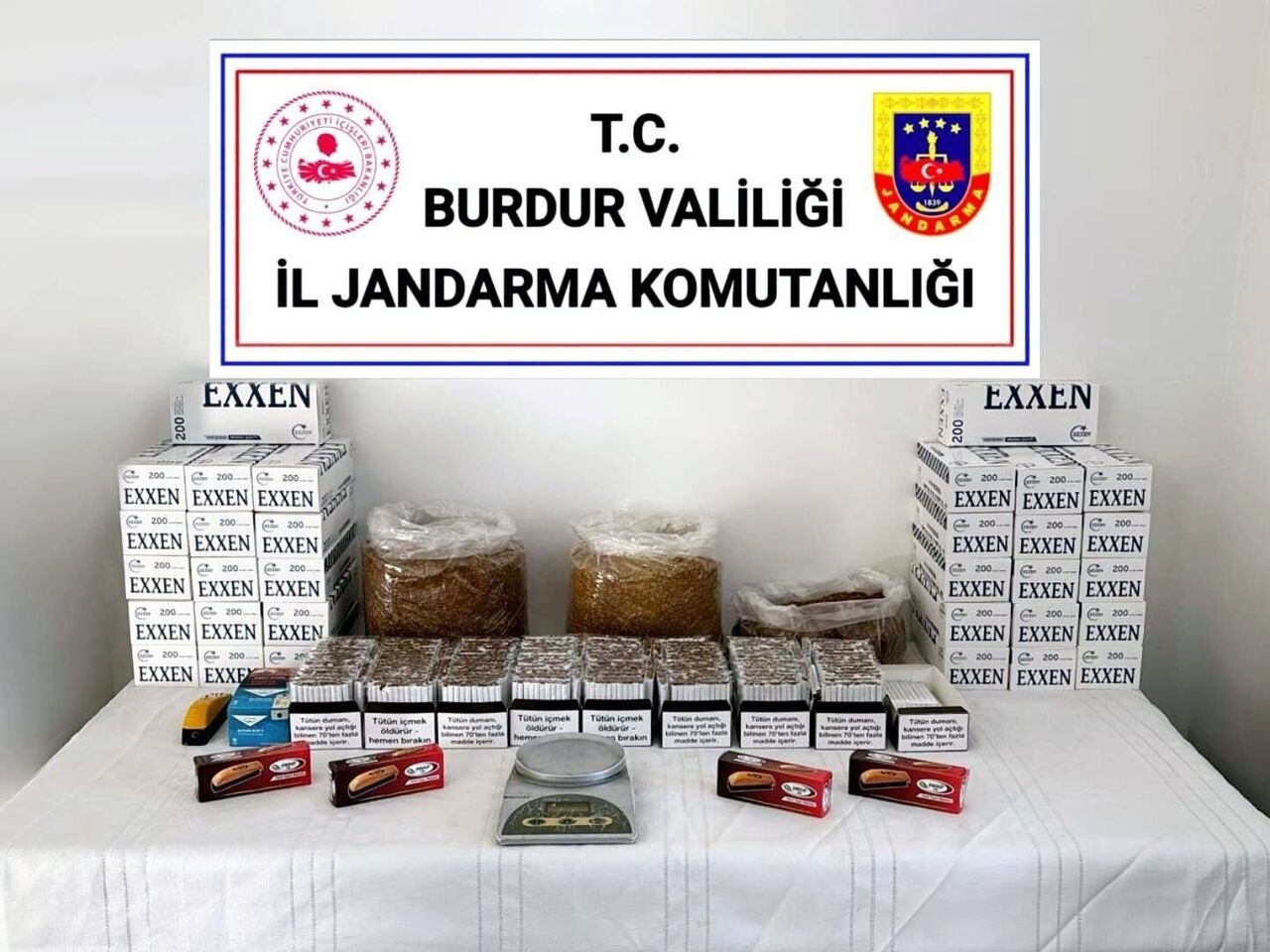 Kaçakçılık Ve Yasaklı Maddeye Geçit Yok (6)