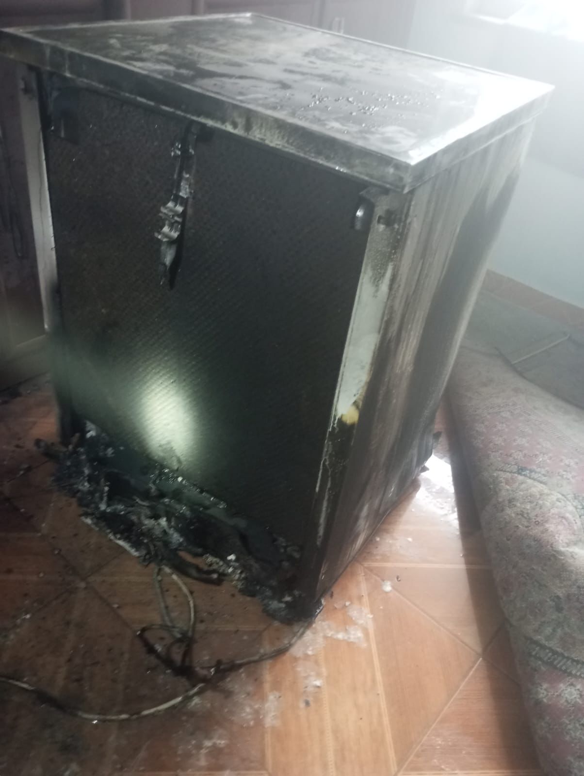 Kahramanmaraş’ta Bulaşık Makinesi Yangın Çıkardı! (1)