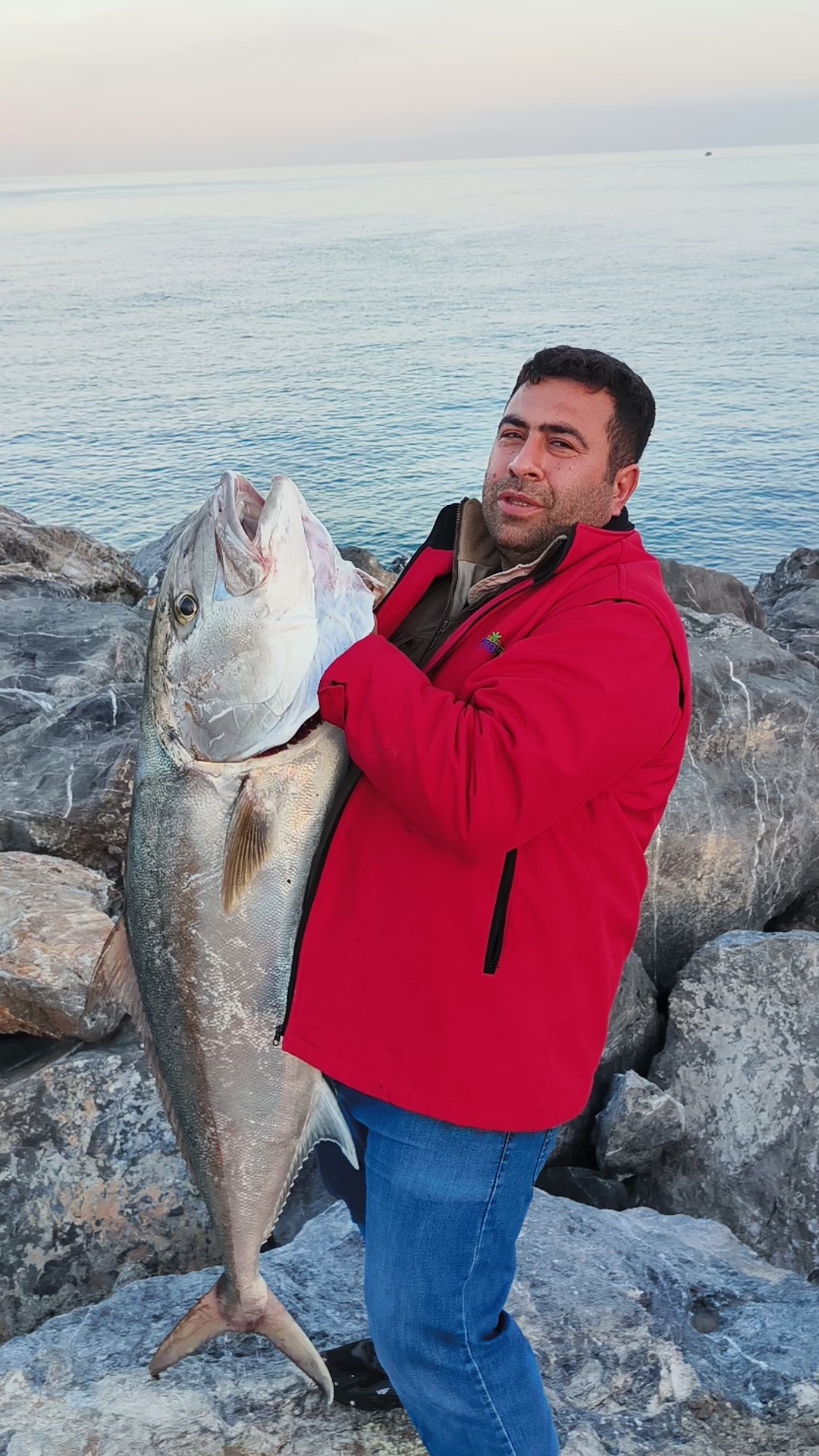 Amatör Balıkçı, 65 Kiloluk 2 Akyayı 18 Bin Tl'ye Sattı (2)