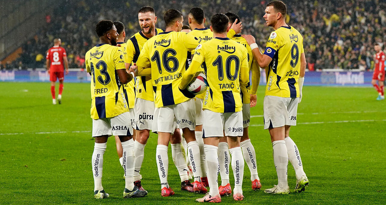 Fenerbahçe, Rangers’ı Konuk Edecek
