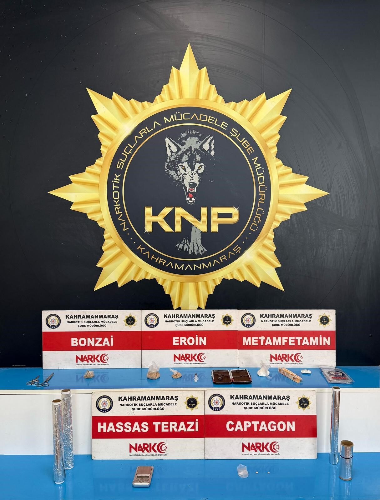 Kahramanmaraş'ta Yasaklı Madde Operasyonu 12 Kişi Tutuklandı (1)