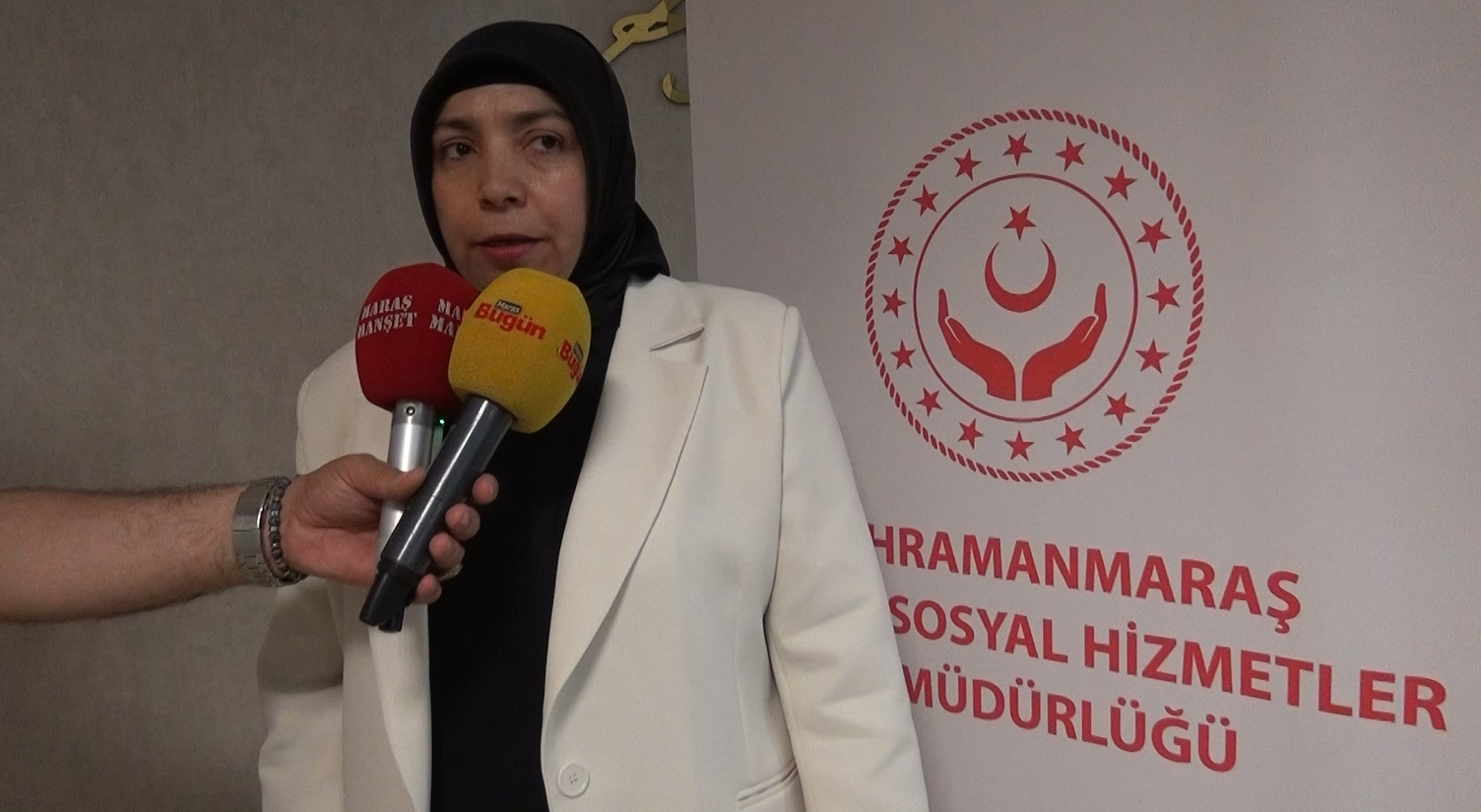 23 Nisan Kahramanmaraş’ta Dans Ve Şiirlerle Kutlandı (2)-1