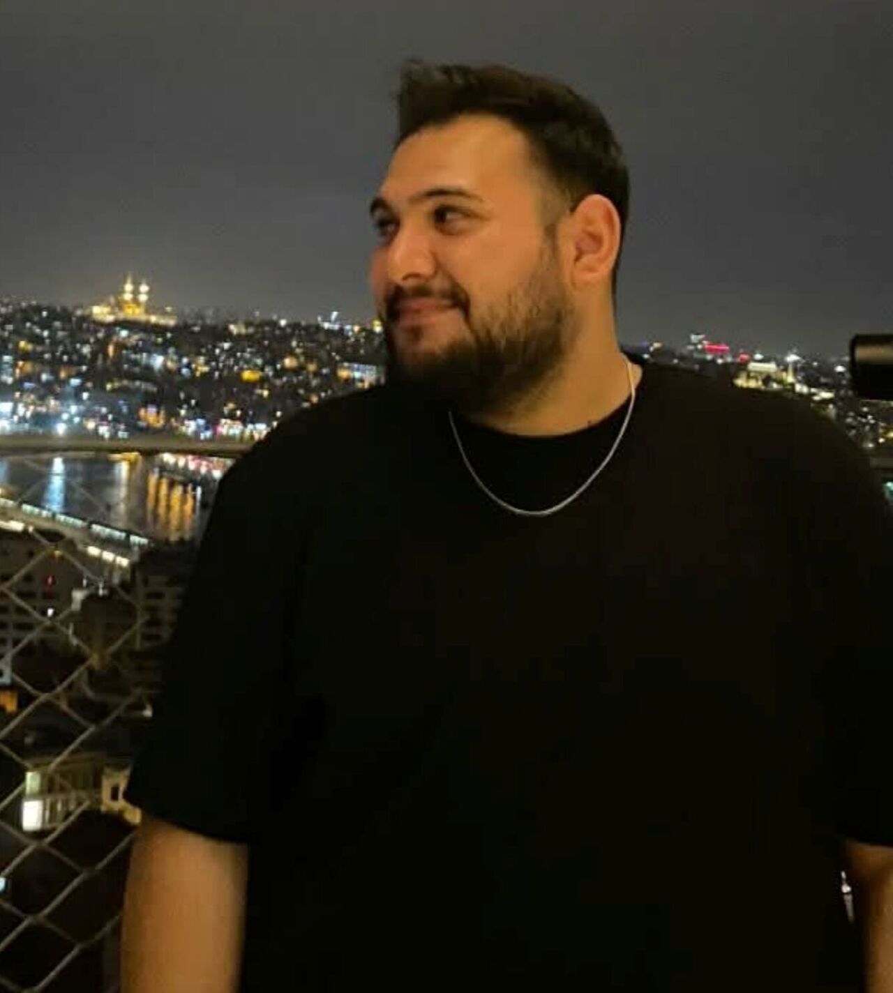 Antalya’da Genç Sürücünün Feci Ölümü Ailesi Gözyaşlarına Boğuldu (1)