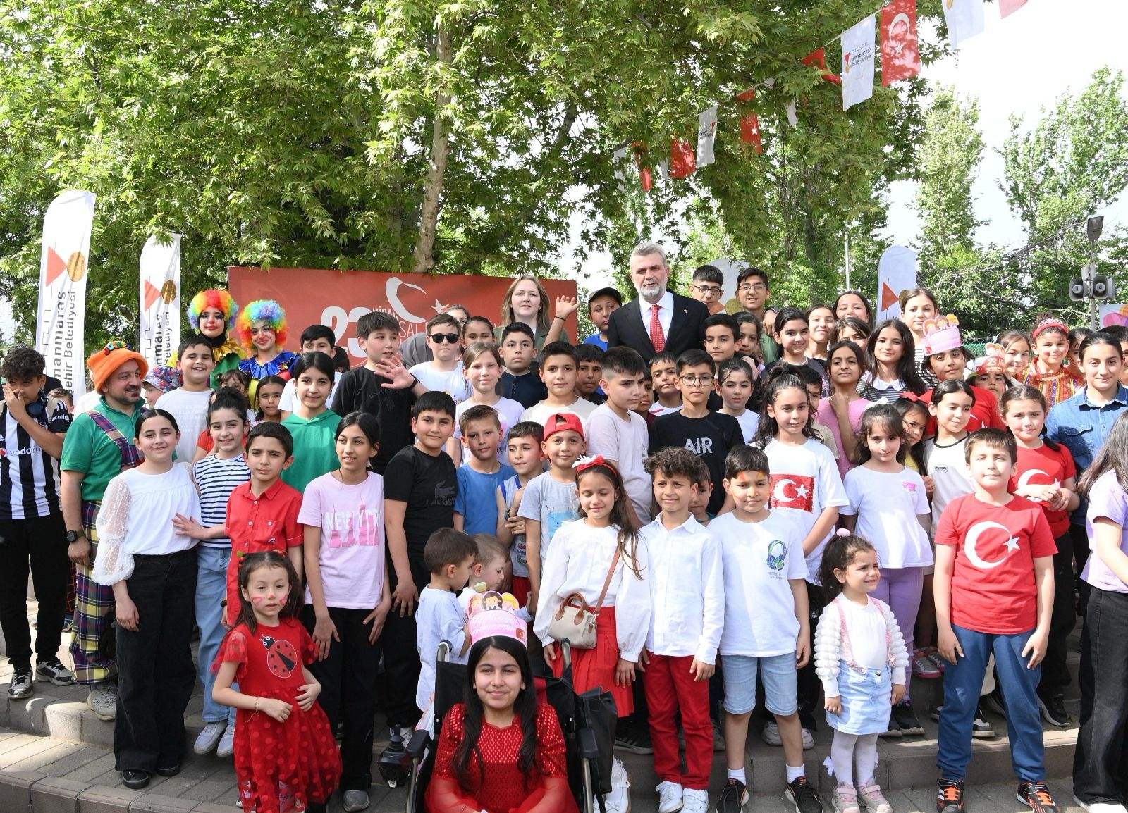 Başkan Görgel, 23 Nisan Coşkusunu Çocuklarla Paylaştı (2)