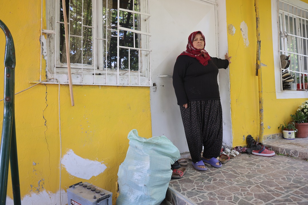 Depremzedeler İçin Yeni Travma Taş Ocağı Patlamaları Evlerini Sarsıyor (4)