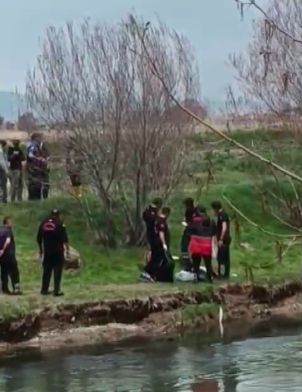 Kahramanmaraş Elbistan’da Ceyhan Nehri’nde Kimliği Belirsiz Kişi Bulundu (2)