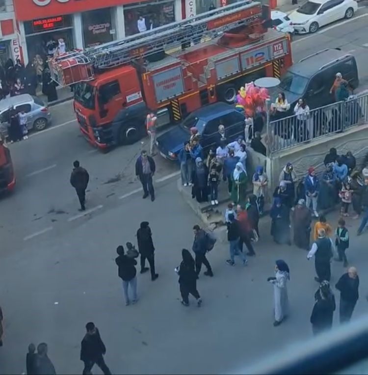 Kahramanmaraş Kadın Doğum Ve Çocuk Hastanesinde Yangın Paniği (1)