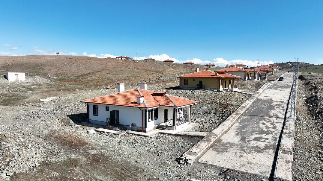 Kahramanmaraş’ta 30 Yeni Köy Evi Depremzedelere Teslim Edildi (6)