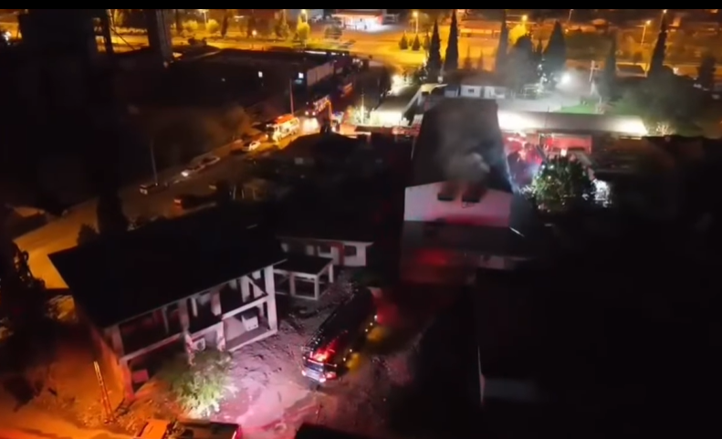Kahramanmaraş’ta Fabrika Alev Alev Yandı (2)