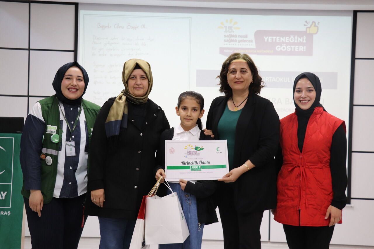 Kahramanmaraş’ta “Sağlıklı Nesil, Sağlıklı Gelecek” Ödül Töreni Düzenlendi (6)