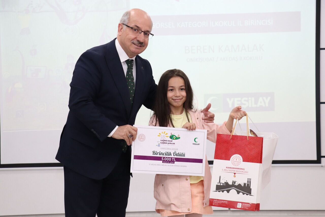 Kahramanmaraş’ta “Sağlıklı Nesil, Sağlıklı Gelecek” Ödül Töreni Düzenlendi (8)