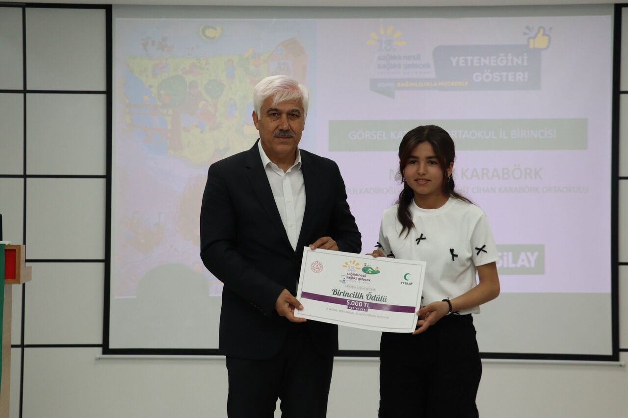 Kahramanmaraş’ta “Sağlıklı Nesil, Sağlıklı Gelecek” Ödül Töreni Düzenlendi (9)