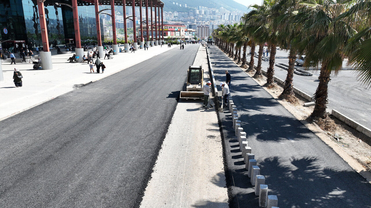 Kahramanmaraş’ta Üniversite Hastanesi Yolları Baştan Aşağı Yenileniyor! (2)