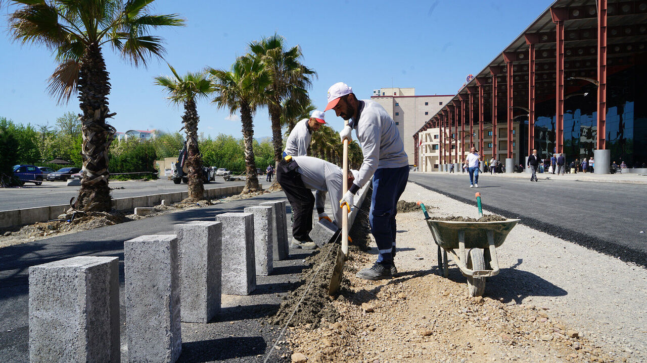 Kahramanmaraş’ta Üniversite Hastanesi Yolları Baştan Aşağı Yenileniyor! (6)