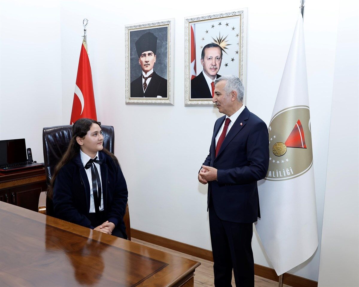 Kahramanmaraş’ta Vali Koltuğuna Mehtap Gök Oturdu (4)