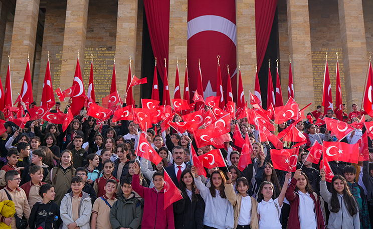 Türkiye, 23 Nisan Coşkusunu Yürekten Yaşıyor (5)