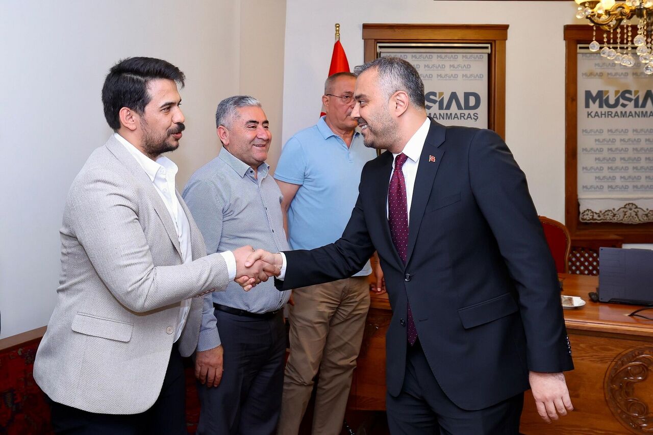 Başkan Toptaş, Müsi̇ad Üyeleriyle Bir Araya Gelerek İlçedeki Başarıları Ve Hedefleri Paylaştı (3)