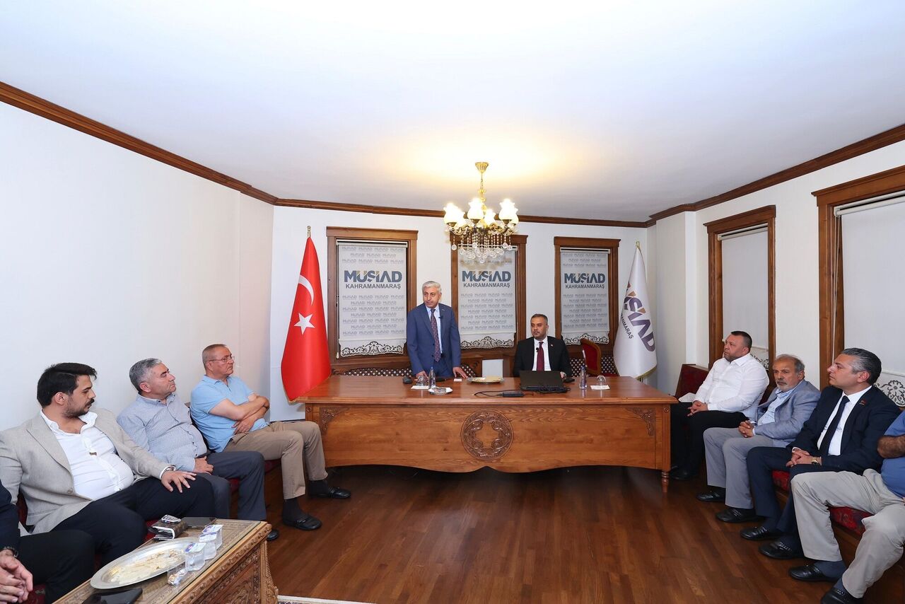 Başkan Toptaş, Müsi̇ad Üyeleriyle Bir Araya Gelerek İlçedeki Başarıları Ve Hedefleri Paylaştı (5)