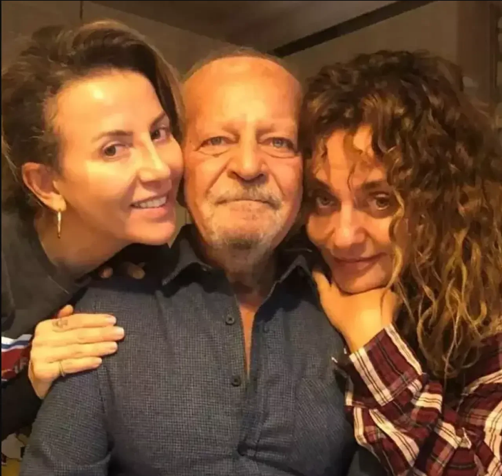Didem Balçın’dan Babasına Veda Babası Kimdi, Eşi Kim İşte Tüm Detaylar (1)
