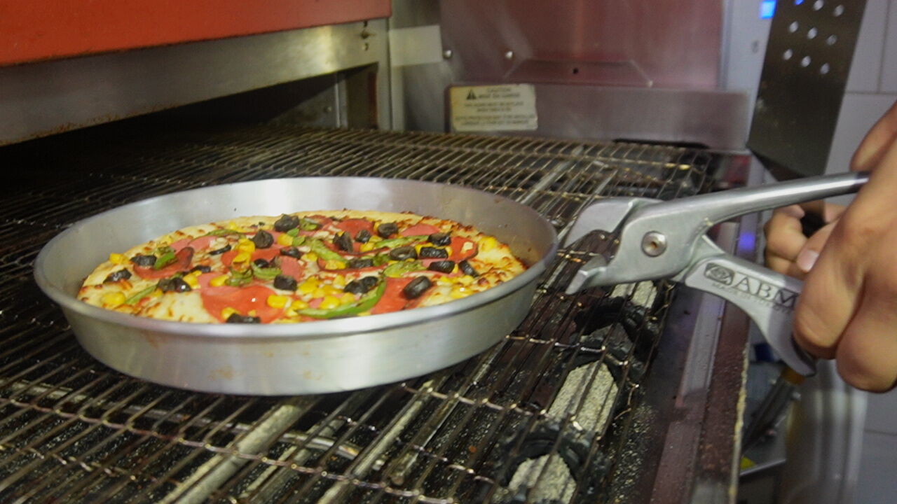 Dominos Kahramanmaraş'tan Tavada Pişen Eşsiz Lezzet Pan Pizza (1)