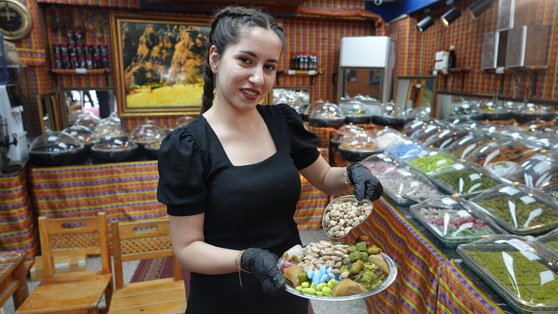 Fıstıklı Lokumdan Kişiye Özel Süslemelere Tepsiler 1000 Tl’den Başlıyor (2)