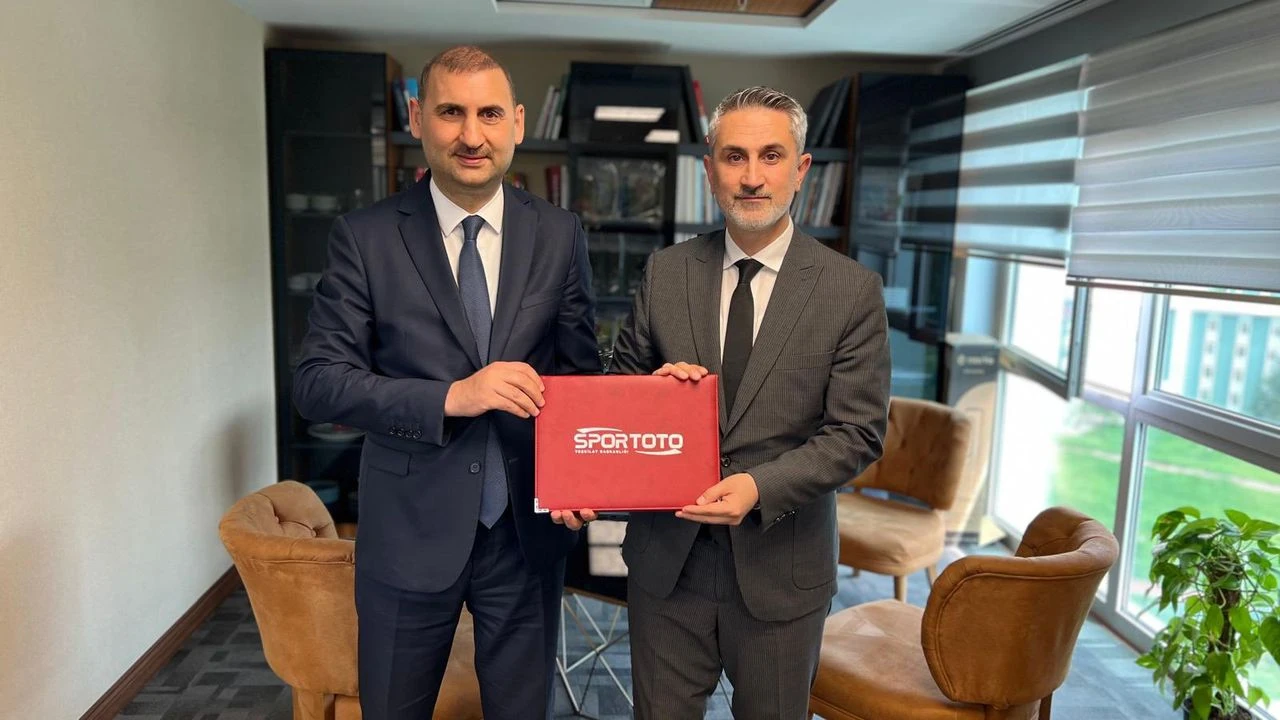 Kahramanmaraş Elbistan’a Yarı Olimpik Yüzme Havuzu Geliyor!Gq R H Le O Xs A Aomnr