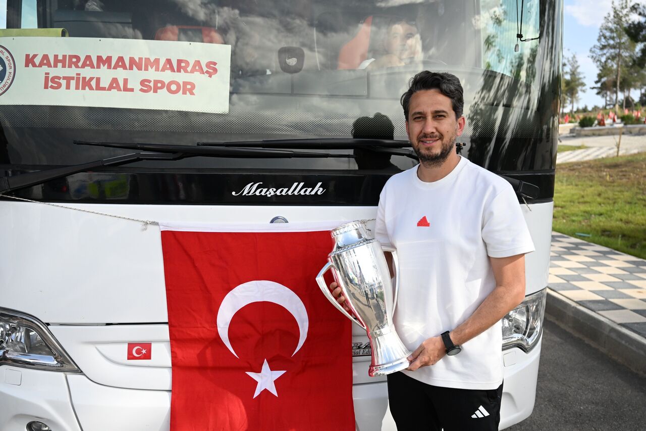 Kahramanmaraş İstiklalspor'un Süper Lig Yolculuğu Başladı (1)