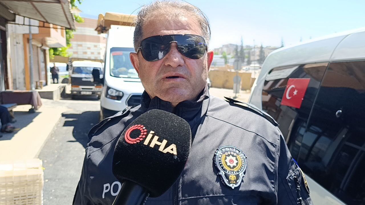 Kahramanmaraş’ta 30 Yıllık Polis Telsizle Veda Etti (2)