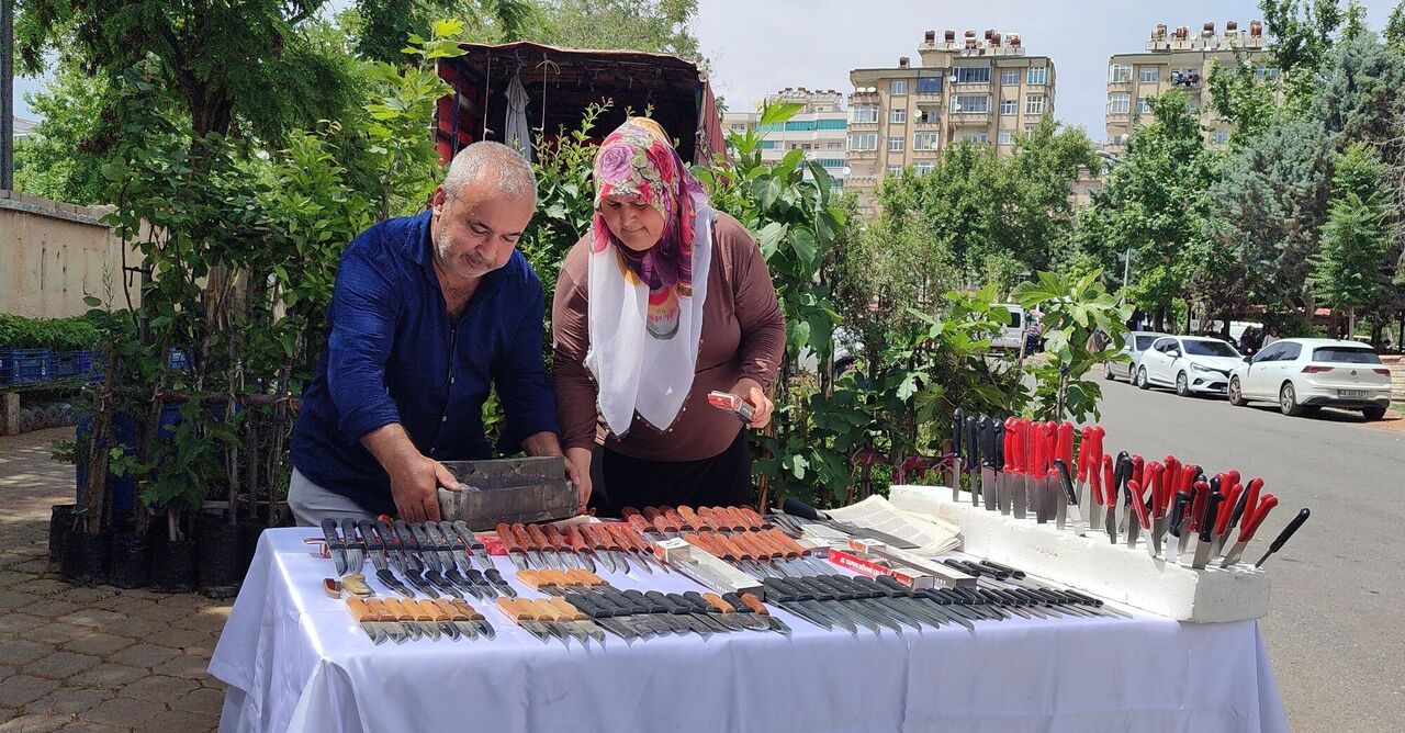 Kahramanmaraş’ta Aile Boyu Bıçakçılık 35 Yıllık Emek, Eş Desteğiyle Sürdürülüyor (5)