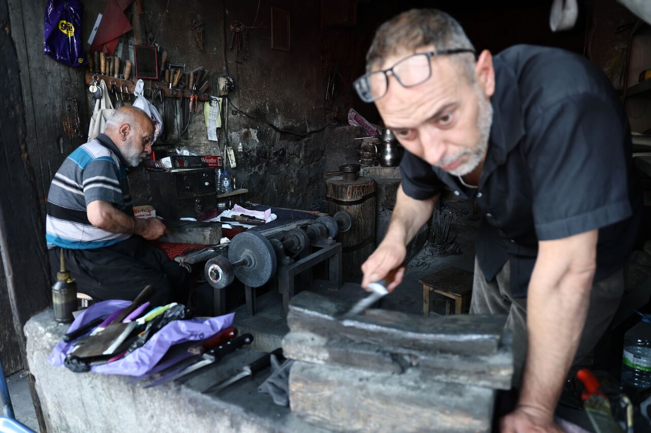 Kahramanmaraş'ta Asırlık Dükkanda Bayram Bıçakları Hazırlanıyor (2)