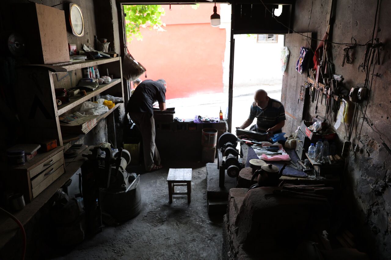 Kahramanmaraş'ta Asırlık Dükkanda Bayram Bıçakları Hazırlanıyor (3)