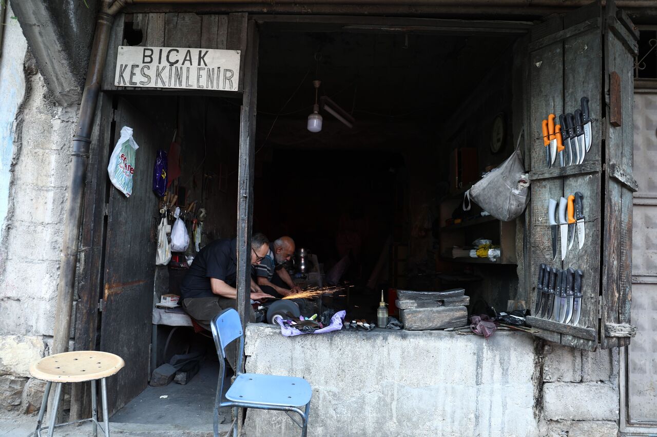 Kahramanmaraş'ta Asırlık Dükkanda Bayram Bıçakları Hazırlanıyor (7)