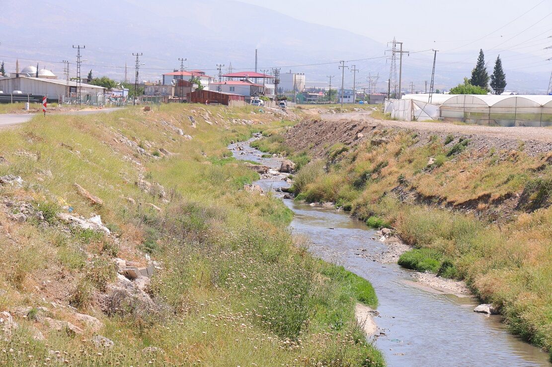 Kahramanmaraş’ta Fabrika Atıkları Barajı Tehdit Ediyor (4)