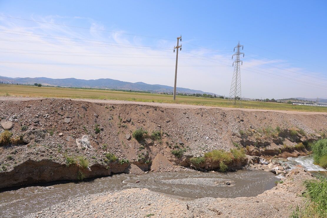 Kahramanmaraş’ta Fabrika Atıkları Barajı Tehdit Ediyor (5)