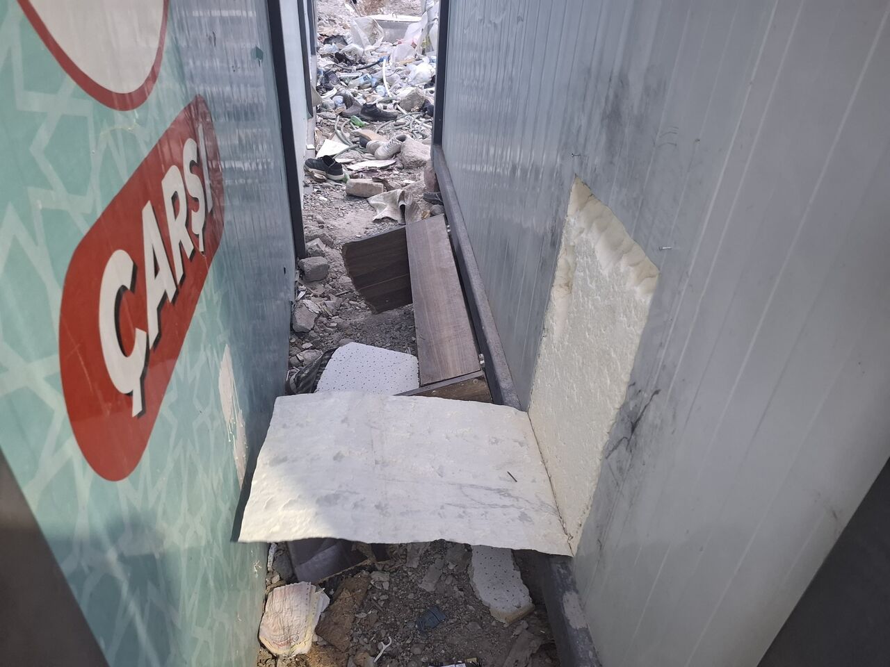 Kahramanmaraş'ta Konteyner İş Yerinden Yarım Milyonluk Vurgun (1)