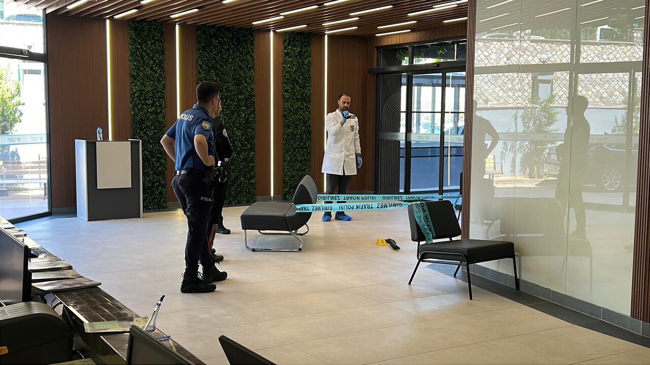 Kahramanmaraş'ta Özel Hastanede Silahlı Saldırı 1 Ölü (5)