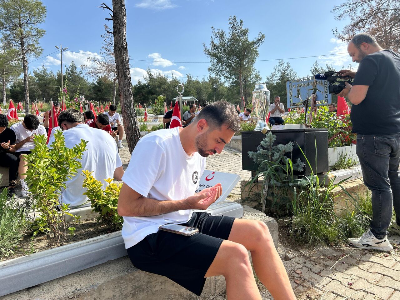 Kahramanmaraş'ta Şampiyonların İlk Durağı Şehitlik Oldu (3)