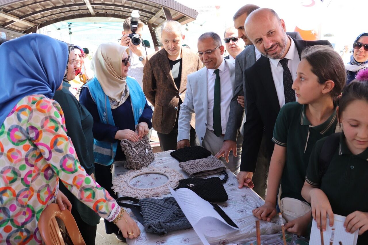 Kahramanmaraş'ta Yıl Sonu Şenliği Büyük İlgi Gördü! (17)