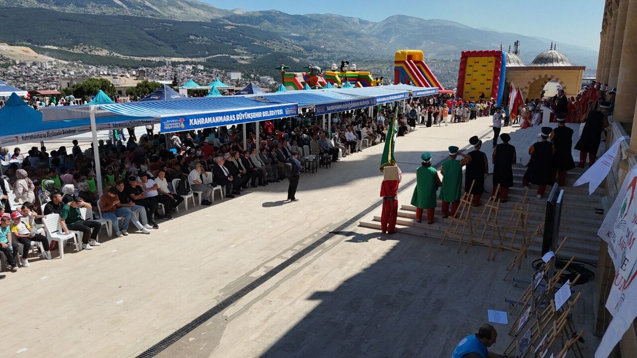 Kahramanmaraş'ta Yıl Sonu Şenliği Büyük İlgi Gördü! (8)