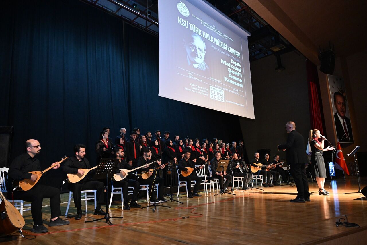 Ksü'de Âşık Mahzuni Şerif'e Vefa Gecesi! Unutulmaz Türkülerle Anıldı (3)