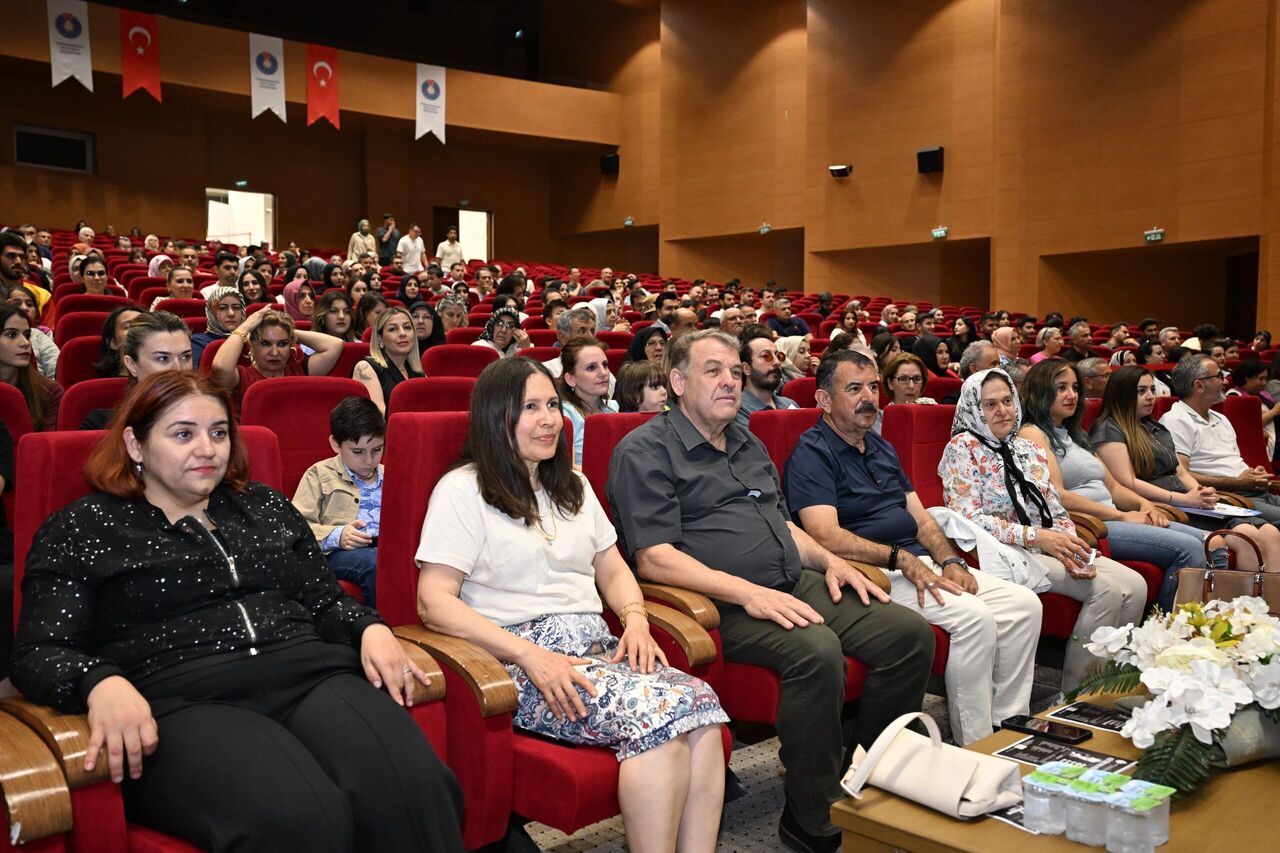 Ksü'de Âşık Mahzuni Şerif'e Vefa Gecesi! Unutulmaz Türkülerle Anıldı (7)