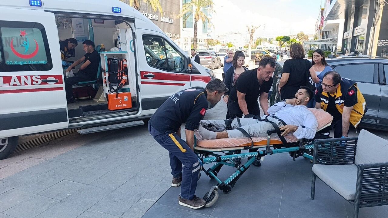 Manavgat'ta 20 Dakikada 3 Motosiklet Kazası Yaralılar Ve Ceza Yağmuru (4)