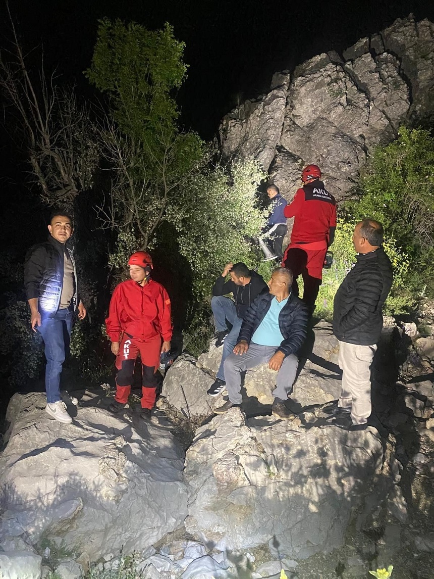 6 Gündür Haber Alınamayan 76 Yaşındaki Hüseyin Karadeniz İçin Arama Çalışmaları Sürüyor (3)