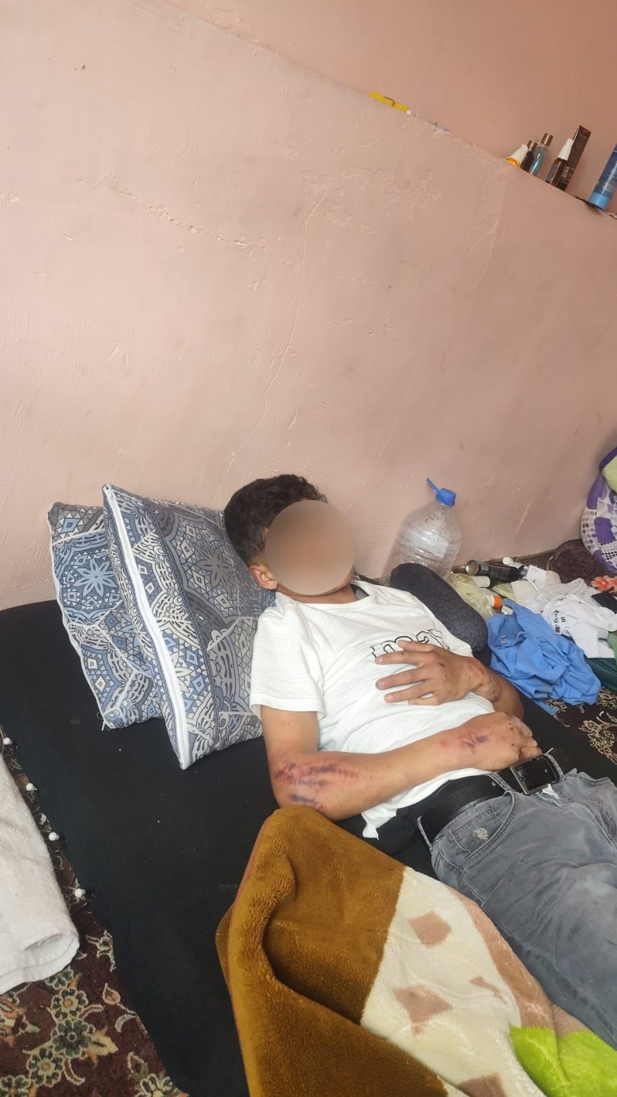 Adana’da Gençleri Sopayla Dövdüğü İddia Edilen Şüpheli Serbest Bırakıldı (6)